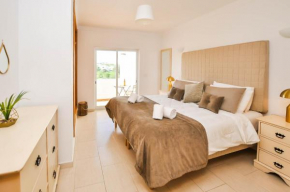Albufeira Townhouses by OCvillas